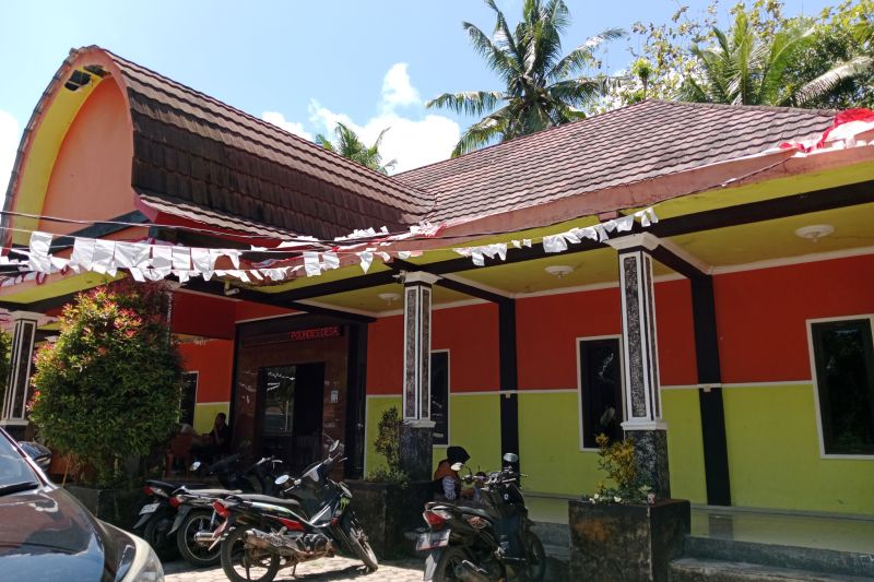 Salah satu kantor desa di wilayah Kabupaten Lombok Tengah, Provinsi NTB (ANTARA/Akhyar Rosidi)