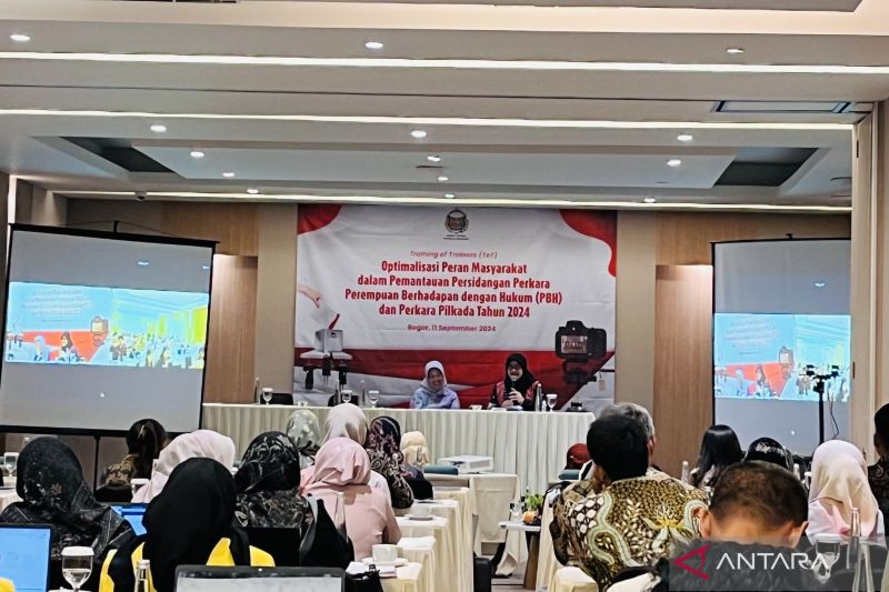 Training of Trainee bertema Optimalisasi Peran Masyarakat Dalam Pemantauan Persidangan Perkara Perempuan Berhadapan dengan Hukum (PBH) dan Perkara Pilkada Tahun 2024, yang digelar Komisi Yudisial di Kota Bogor, Rabu (11/9/2024). (ANTARA/Shabrina Zakaria)