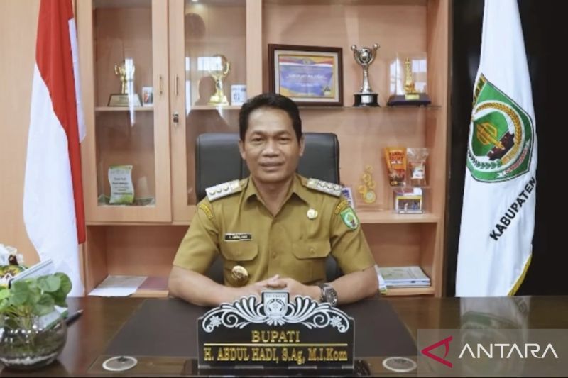Bupati Balangan Abdul Hadi. ANTARA/Ragil Darmawan