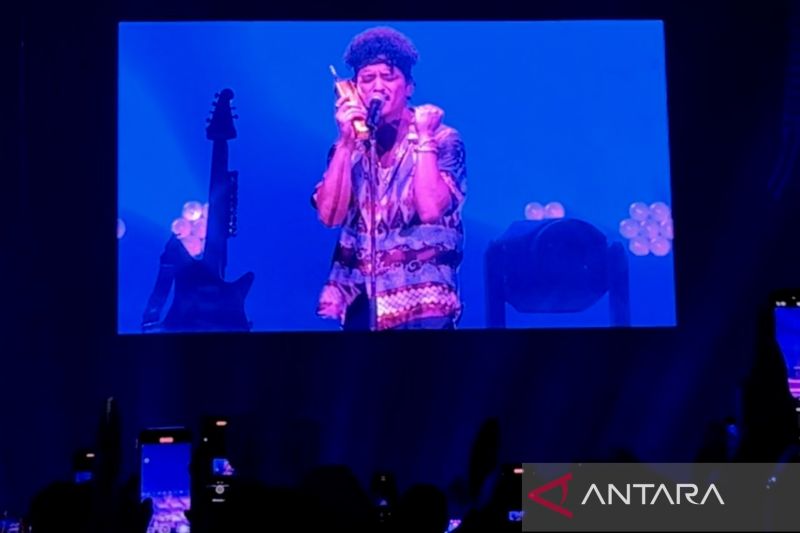 Konser Bruno Mars di Jakarta International Stadium (JIS), Jakarta, Rabu. (ANTARA/ Putri Hanifa)