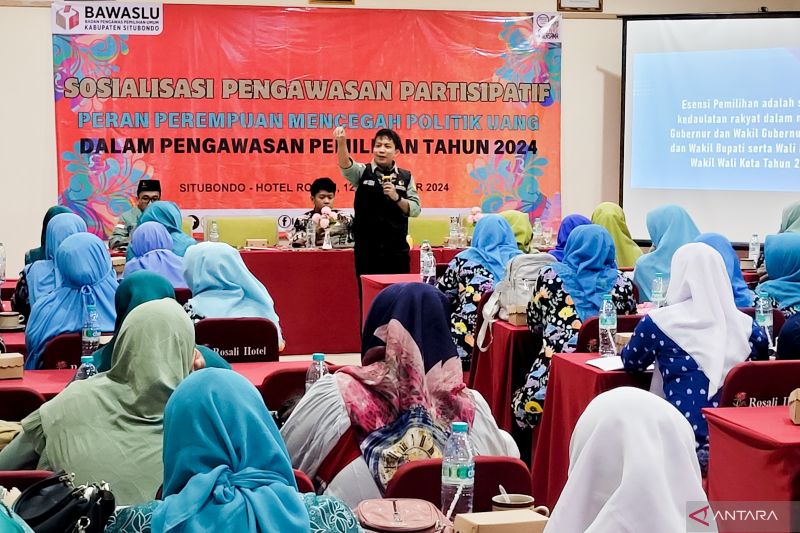 Kegiatan Sosialisasi Pengawasan Partisipatif oleh Bawaslu Kabupaten Situbondo, Jatim. Kamis (12/9/2024) ANTARA/Novi Husdinariyanto