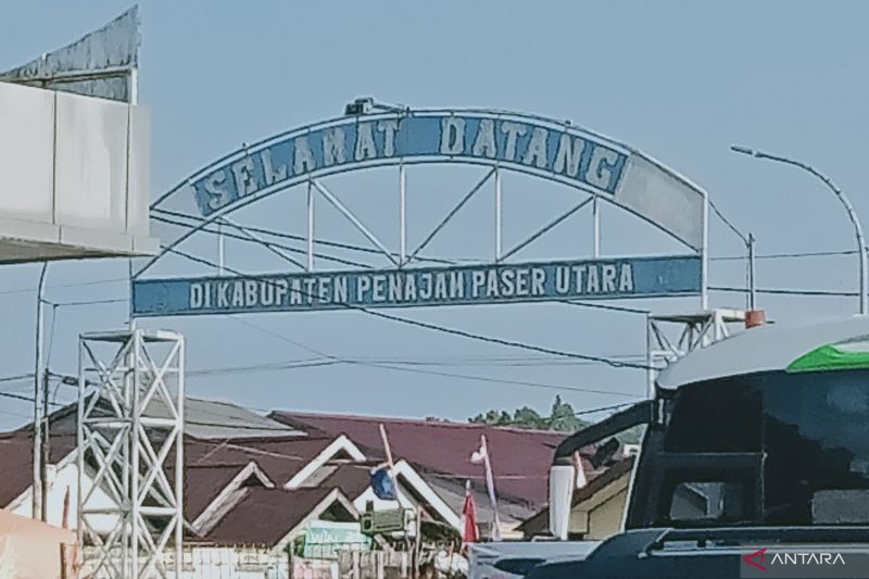 Pintu Gerbang Kabupaten Penajam Paser Utara Provinsi Kalimantan Timur. ANTARA/Nyaman Bagus Purwaniawan.