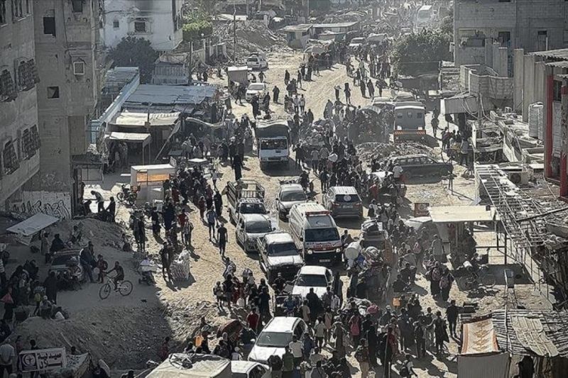 Kantor media Gaza pada Sabtu (14/9/2024) mendesak komunitas internasional, negara-negara di dunia, organisasi internasional, PBB, serta organisasi-organisasi Arab untuk segera memberi bantuan kepada 2 juta orang yang terlantar "yang sangat membutuhkan tempat tinggal yang memadai untuk melindungi mereka dari dinginnya musim dingin dan panasnya musim panas, dengan menekan Israel menghentikan kejahatan genosida terhadap rakyat Palestina di Gaza." ANTARA/Anadolu/py