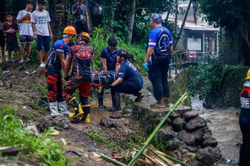 Laporan media pemerintah pada Minggu (15/9/2024) menyebutkan jumlah korban tewas akibat Topan Yagi yang dahsyat di Myanmar melonjak menjadi 163 orang. Banjir juga telah menghancurkan lebih dari 65.000 rumah, 24 jembatan, 375 sekolah, dan lima bendungan, dengan lebih dari 235.000 orang mengungsi. /ANTARA/Anadolu/py