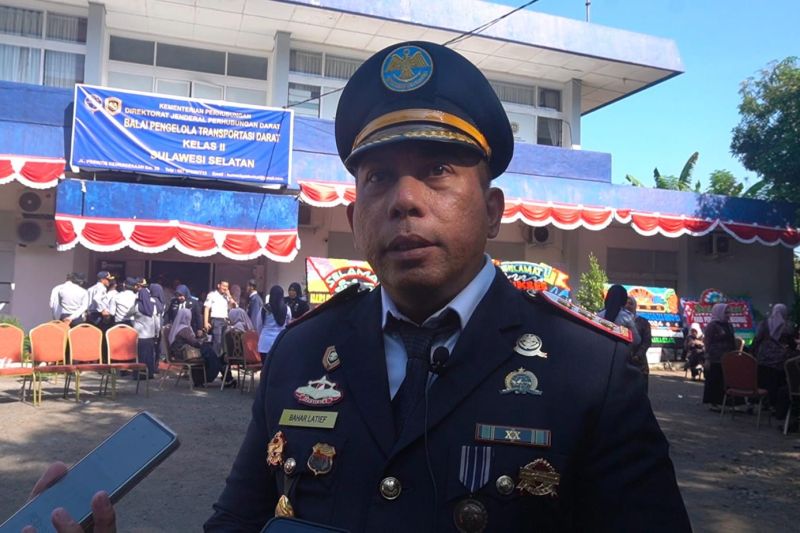 Kepala BPTD Kelas II Sulsel Bahar Latief. ANTARA/Nur Suhra Wardyah