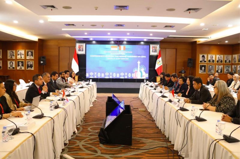 Indonesia dan Peru mulai melaksanakan perundingan putaran ketiga Persetujuan Kemitraan Ekonomi Komprehensif Indonesia-Peru (Indonesia-Peru Comprehensive Economic Partnership Agreement/IP-CEPA) di Kantor Kementerian Perdagangan, Jakarta, Selasa (17/9/2024). ANTARA/HO-Kemendag