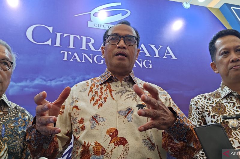 Menteri Perhubungan Budi Karya Sumadi (ANTARA/Azmi Samsul Maarif)