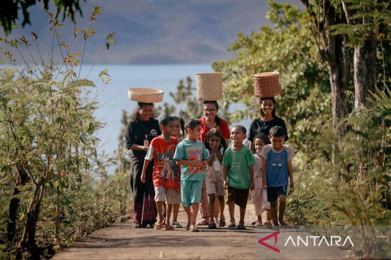 Ilustrasi - Penganyam Du Anyam, NTT. ANTARA/HO-Du Anyam/Kemenkop UKM