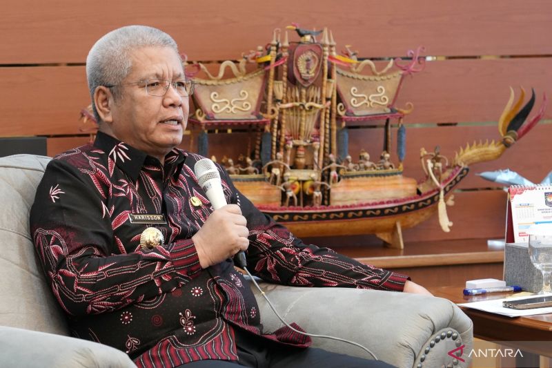 Pj Gubernur Kalbar, Harisson (ANTARA/Rendra Oxtora)