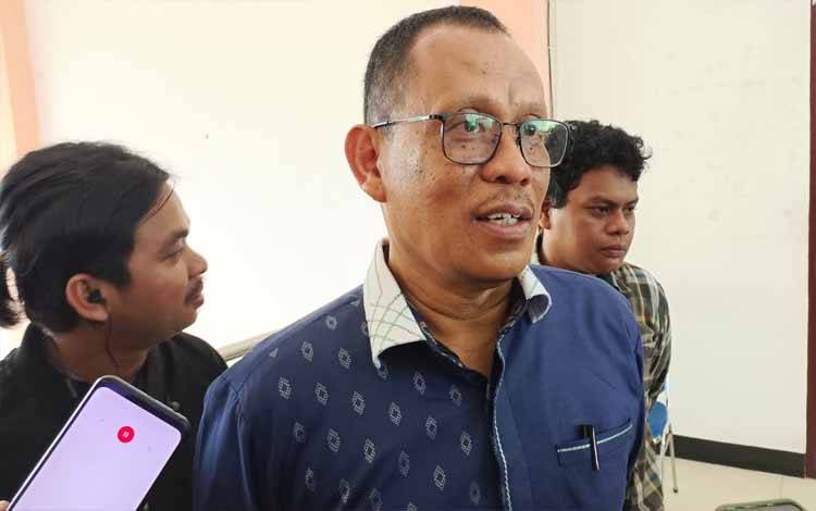 Pj Sekda Seruyan, dr Bahrun Abbas (Foto ; Fahrul)