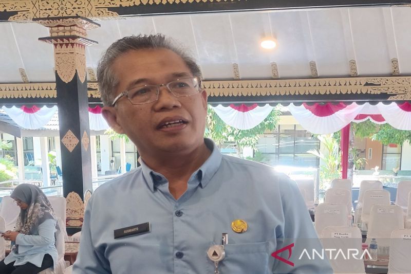 Sekretaris Daerah Kabupaten Sleman Susmiarto. ANTARA/Victorianus Sat Pranyoto