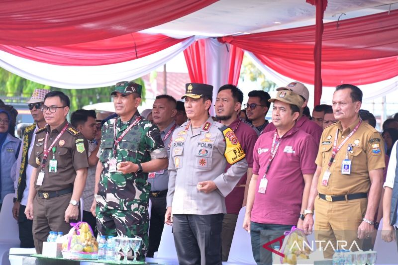 Kapolda Jambi Irjen Pol Rusdi Hartono saat menghadiri deklarasi kampanye damai di Jambi, Selasa (24/9/2024). ANTARA/Tuyani.