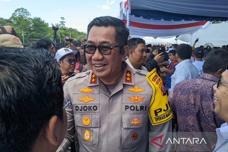 Kapolda Kalteng Irjen Pol Djoko Poerwanto menghadiri acara Kampanye Pilkada Damai 2024 di Palangka Raya, Selasa (24/9/2024). ANTARA/Adi Wibowo