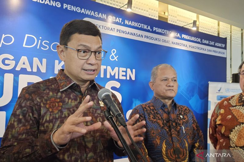 Head of the National Food and Drugs Authority (BPOM), Taruna Ikrar, speaks to reporters in Jakarta on September 24, 2024.(ANTARA/Mecca Yumna)