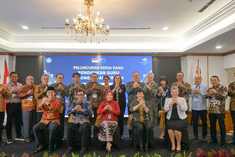 Kemendikbudristek memfasilitasi kerja sama antara 15 universitas dari Indonesia dan Australia guna meningkatkan kualitas pendidikan guru di kedua negara di Jakarta pada Selasa (24/9/2024). ANTARA/HO-BKHM Kemendikbudristek