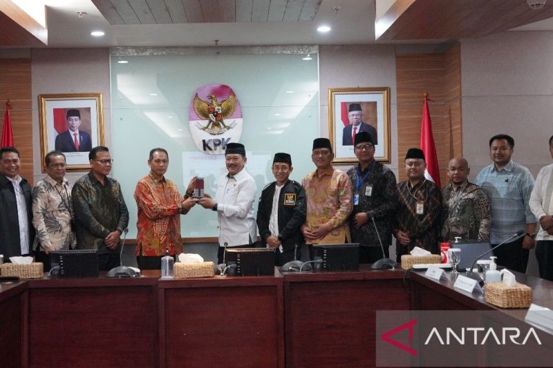 Dokumentasi audiensi KPK dan Baznas terkait keamanan data responden yang akan digunakan dalam Survei Penilaian Integritas (SPI). ANTARA/HO-KPK
