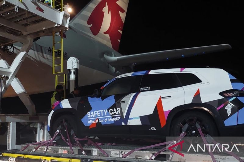 Logistics for MotoGP Mandalika, including a safety car, arrive at Lombok International Airport, West Nusa Tenggara, on Wednesday (September 25, 2024). (ANTARA/HO-Lombok Airport/rst)