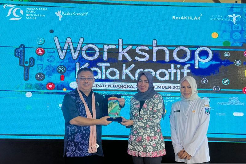Kepala Dinas Pariwisata dan Kebudayaan Kabupaten Bangka, Rismy Wira Maddona (nomor 2 dari kanan), Kamis (26/9) (ANTARA/Kasmono/Ho.Dinparbud Bangka)