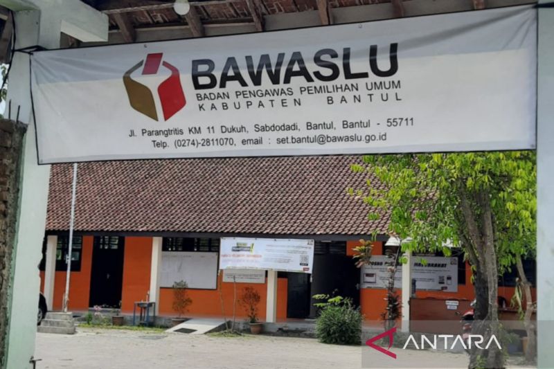 Kantor Badan Pengawas Pemilu Kabupaten Bantul, Daerah Istimewa Yogyakarta. ANTARA/Hery Sidik.