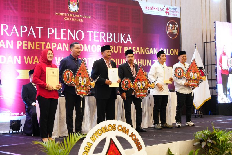 Kegiatan rapat pleno penetapan nomor urut pasangan calon Pilkada Madiun 2024 oleh KPU kota Madiun. ANTARA/HO-Diskominfo Kota Madiun
