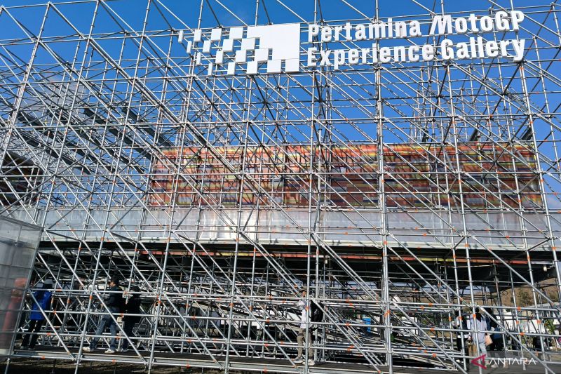 Museum MotoGP "Pertamina MotoGP Experience Gallery" di area Sirkuit Internasional Pertamina Mandalika, Lombok Tengah, Nusa Tenggara Barat. (ANTARA/Michael Siahaan)