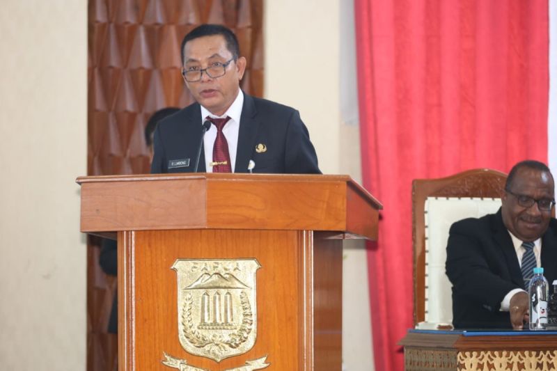 Penjabat Gubernur Papua Ramses Limbong (ANTARA/HO- Dokumentasi Dian Mustikawati)
