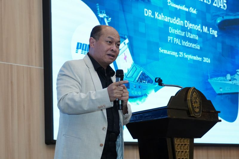 CEO PT PAL Indonesia Kaharuddin Djenod di Surabaya, Jawa Timur, Sabtu (28/9/2024). (ANTARA/HO-PT PAL Indonesia)