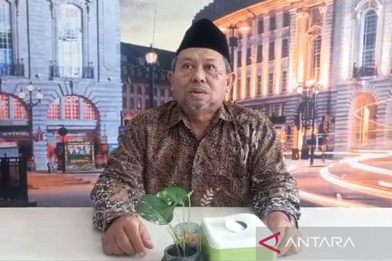 Ketua MUI Surakarta bertemu dengan wartawan di Solo, Jawa Tengah, Selasa (1/10/2024). ANTARA/Aris Wasita