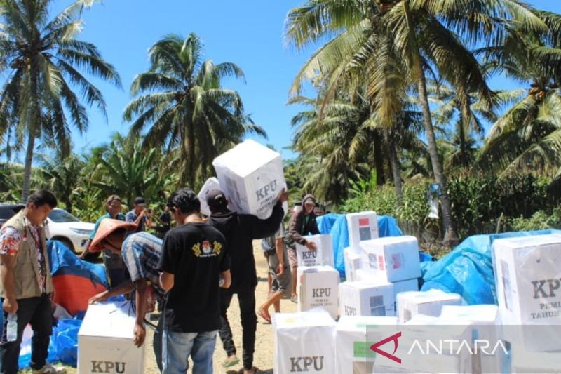 Iluatrasi- Kotak Surat suara yang akan di distribusikan ke TPS. (ANTARA/Riadi Gunawan)