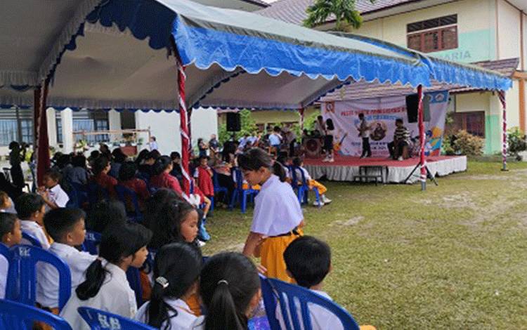 Pentas seni dilaksanakan keluarga besar TK, SD dan SMP Santa Maria Palangka Raya pada Rabu, 2 Oktober 2024.(FOTO: TESTI PRISCILLA)