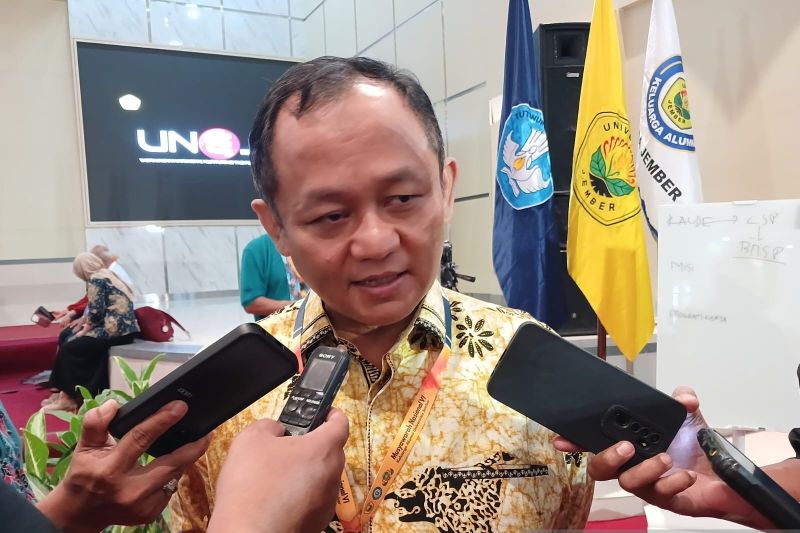 Arsip foto - Sekretaris Jenderal (Sekjen) DPP Partai Golkar Sarmuji. ANTARA/Zumrotun Solichah