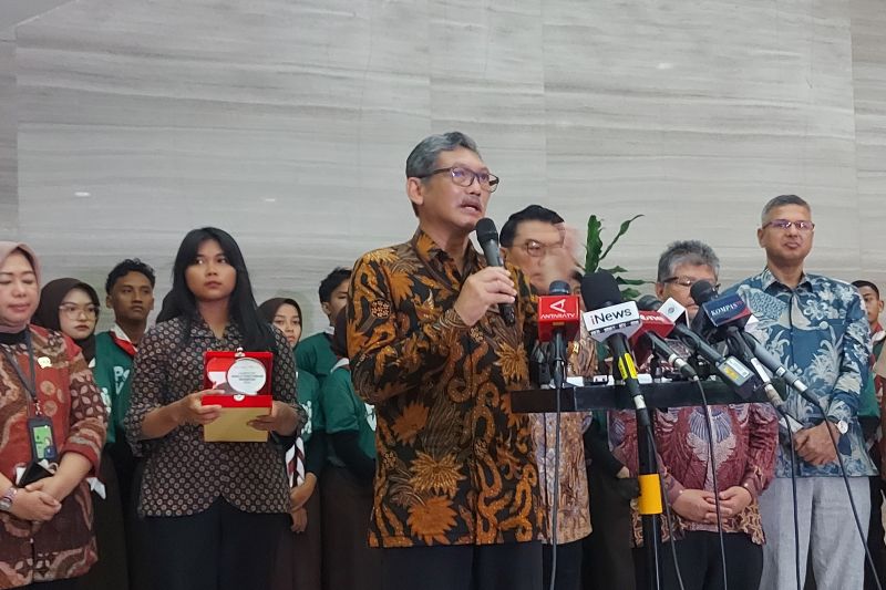 Asisten FAO Representative Program in Indonesia, Ageng Herianto, saat menyampaikan keterangan terkait program Regenerasi Petani di Kantor Staf Kepresidenan (KSP) Jakarta, Rabu (2/10/2024). ANTARA/Andi Firdaus