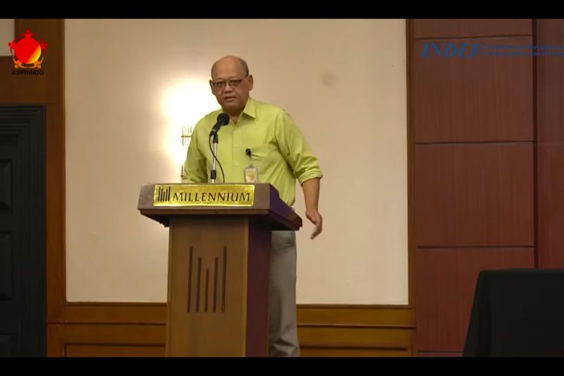 Tangkapan virtual Deputi III Bidang Perekonomian Kepala Staf Kepresidenan (KSP) Edy Priyono dalam acara Seminar Nasional: Evaluasi 1 Dekade Pemerintahan Jokowi, di Jakarta, Kamis (3/10/2024). ANTARA/M. Baqir Idrus Alatas (Muhammad Baqir Idrus Alatas)