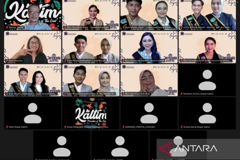 Tangkapan layar saat Kepala Dispar Kaltim Ririn Sari Dewi memberikan arahan pada pembukaan Pra-Karantina Pemilihan Duta Wisata dan Putri Pariwisata secara daring di Samarinda, Sabtu (5/10/2024). (ANTARA/Ahmad Rifandi)