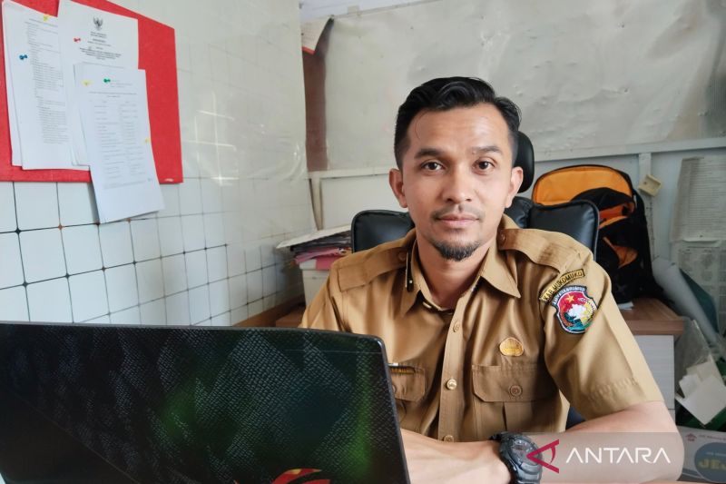 Pejabat BKPSDM Kabupaten Mukomuko Niko Hafri. ANTARA/Ferri