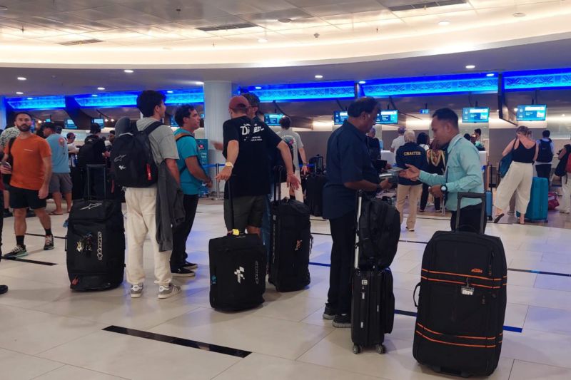 Penumpang di Bandara Lombok, Nusa Tenggara Barat, Senin (7/10/2024) ANTARA/Ho-Humas Bandara Lombok