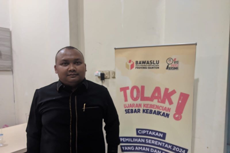 Ketua Bawaslu Kabupaten Serang, Furqon, di Serang, Selasa, (7/10/2024). (ANTARA/Desi Purnama Sari)