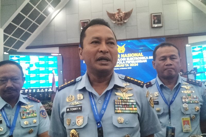 KSAU Marsekal TNI Mohamad Tonny Harjono di Mabes TNI AU, Jakarta Timur, Rabu (9/10/2024) (ANTARA/Walda Marison)
