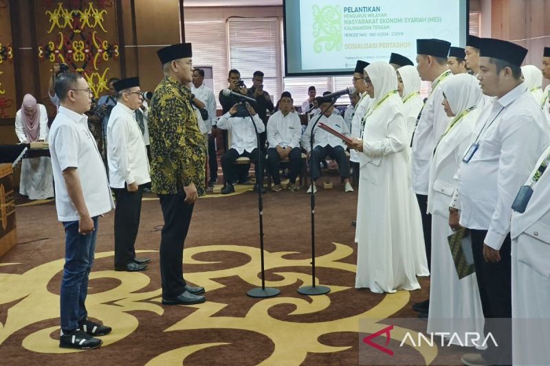 Pelantikan Pengurus Wilayah MES Kalteng periode 1446 Hijriah-1451 Hijriah, Palangka Raya, Rabu (9/10/2024). ANTARA/Muhammad Arif Hidayat