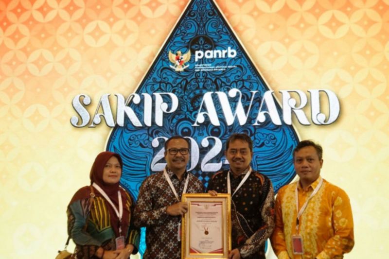 Pemerintah Kabupaten Bantul meraih nilai A dalam Sistem Akuntabilitas Kinerja Instansi Pemerintah (SAKIP) yang diselenggarakan Kemenpan RB tahun 2024. ANTARA/HO-Kominfo Pemkab Bantul