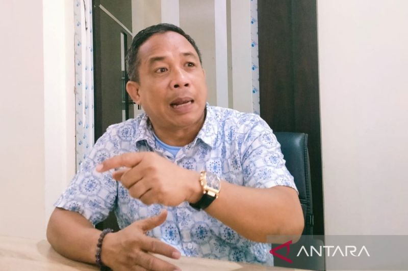 Anggota DPRD Nusa Tenggara Barat (NTB), M Aminurlah. (ANTARA/Nur Imansyah).
