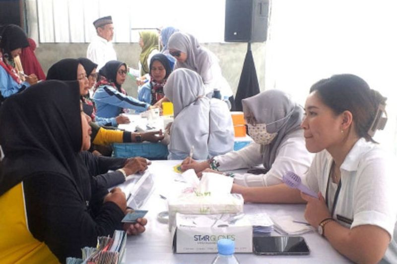 Ilustrasi warga memanfaatkan layanan skrining kesehatan gratis di Kelurahan Kembangan Utara, Kecamatan Kembangan, Jakarta Barat, Jumat (4/10/2024). ANTARA/HO-Pemprov DKI Jakarta.