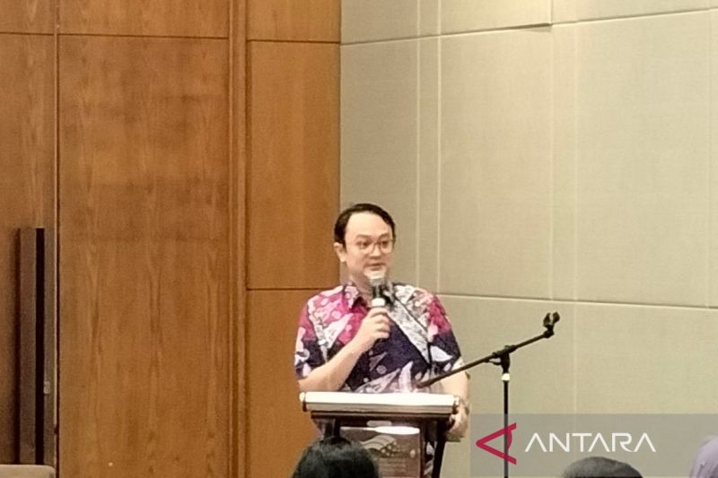 Deputy Minister of Trade Jerry Sambuaga at the Mekong Basin Region Infrastructure Business Forum on the sidelines of the 39th Trade Expo Indonesia in Tangerang, Banten, on Friday (October 11, 2024). (ANTARA/Aji Cakti)