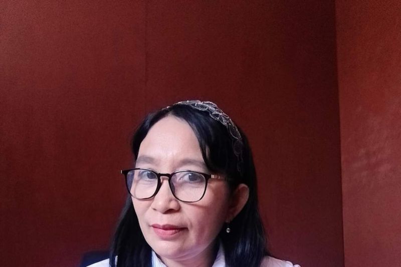 Koordinator Divisi Advokasi, Sosialisasi dan Edukasi KIP Sulut, Carla Ch Gerret. ANTARA/Karel A Polakitan