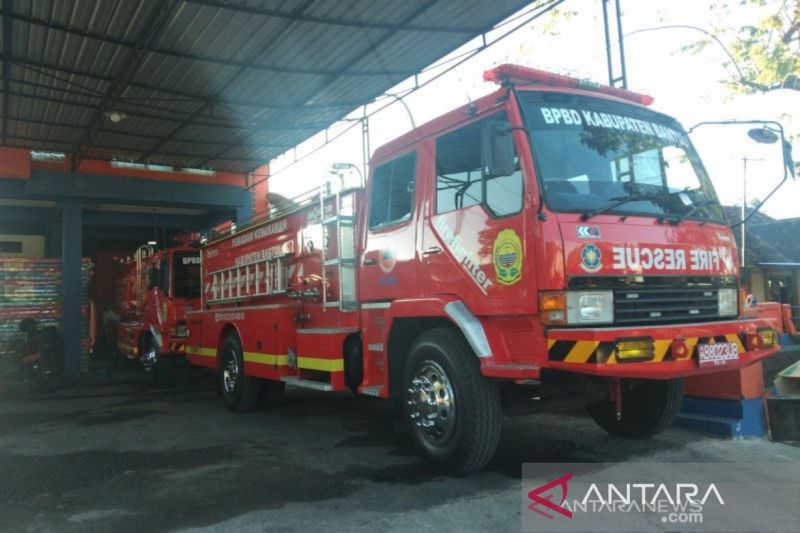 Armada pemadam kebakaran di Posko Induk BPBD Kabupaten Bantul Daerah Istimewa Yogyakarta (ANTARA/Hery Sidik)