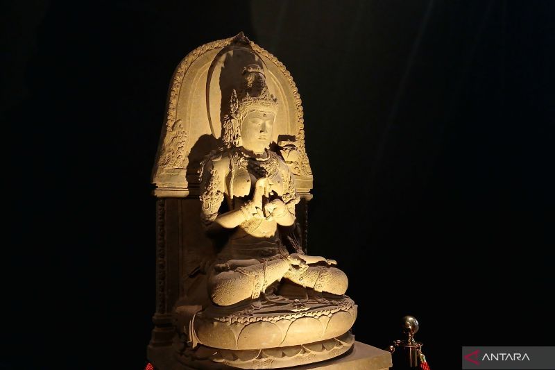 Arca Prajnaparamita hasil repatriasi (pemulangan kembali) dari Belanda menjadi salah satu koleksi yang dipamerkan pada pembukaan kembali Museum Nasional Indonesia 15 Oktober 2024 mendatang. (ANTARA/Lintang Budiyanti Prameswari)