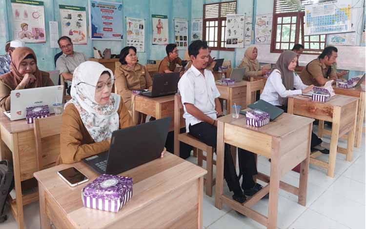 Peserta kegiatan peningkatan kapasitas perpustakaan sekolah di Kecamatan Pulau Petak 2024. (FOTO: IST)