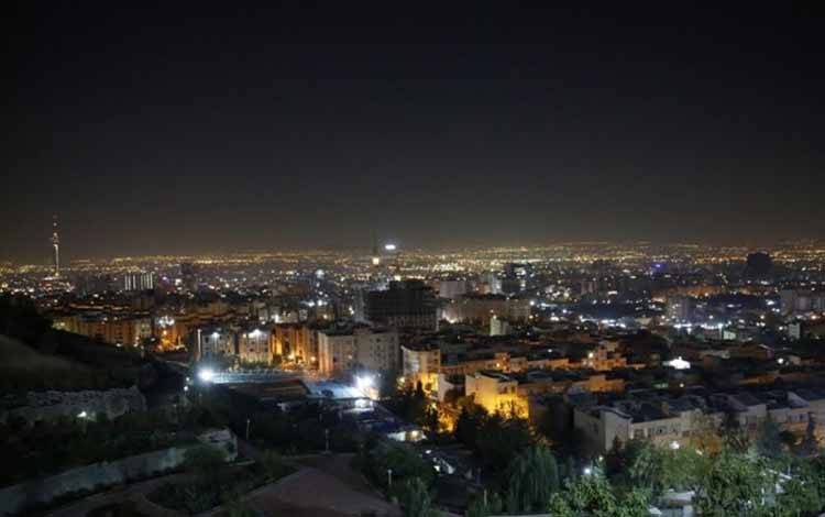 Pemandangan ibu kota Iran, Teheran, setelah pengumuman tentara Israel tentang serangan yang menargetkan "sasaran militer" di Iran pada 26 Oktober 2024./ ANTARA/Anadolu/py (Anadolu)