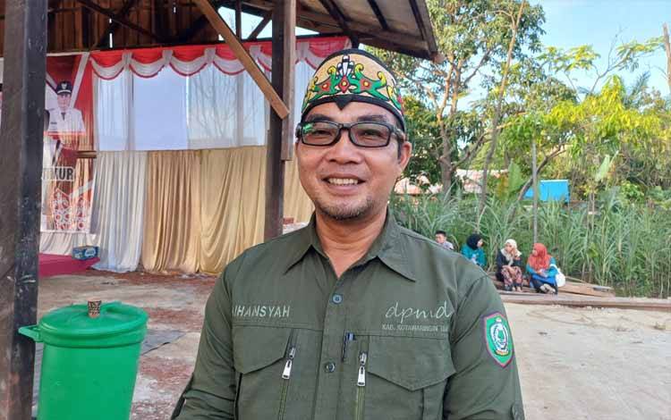 Kepala Dinas Pemberdayaan Masyarakat dan Desa Kotawaringin Timur Raihansyah. (FOTO: DEWIP)