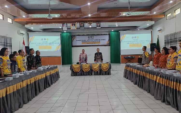 Situasi sidang Tim GTRA Kabupaten Gunung Mas yang dilaksanakan di aula Bapperida, Kamis, 7 November 2024. (FOTO: RISKA YULYANA)